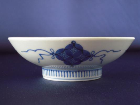 古伊万里 藍鍋島様式 染付蘭文小皿